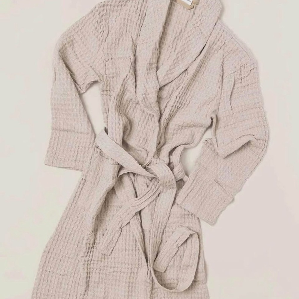 NWT ONE WEDNESDAY Waffle Knit Robe